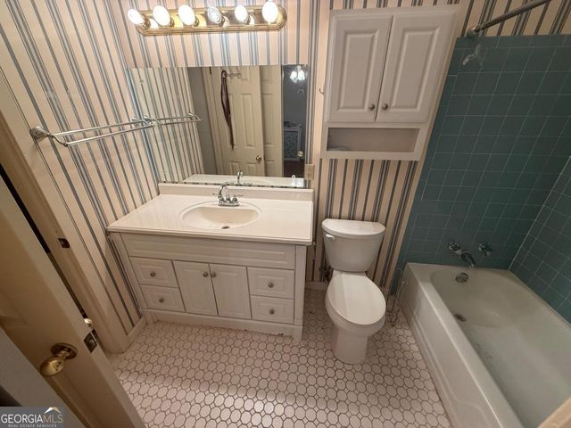 302 Touchton Drive, Douglas, GA 31533