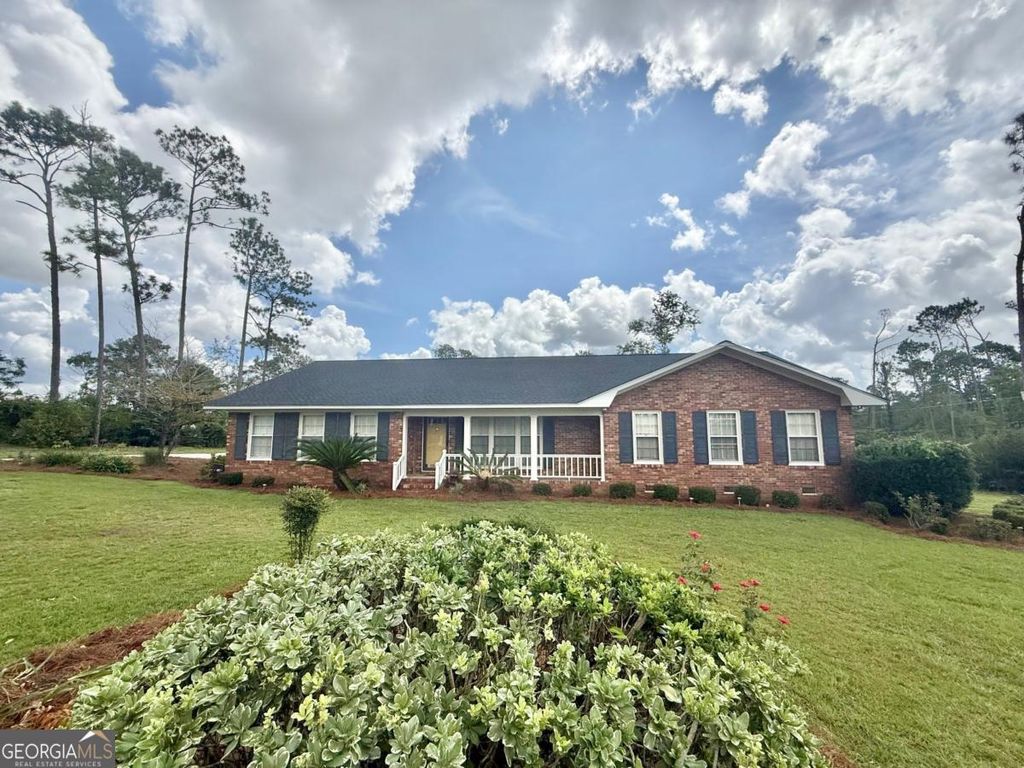 302 Touchton Drive, Douglas, GA 31533