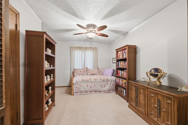 519 S Partridge Ln, Derby, KS 67037