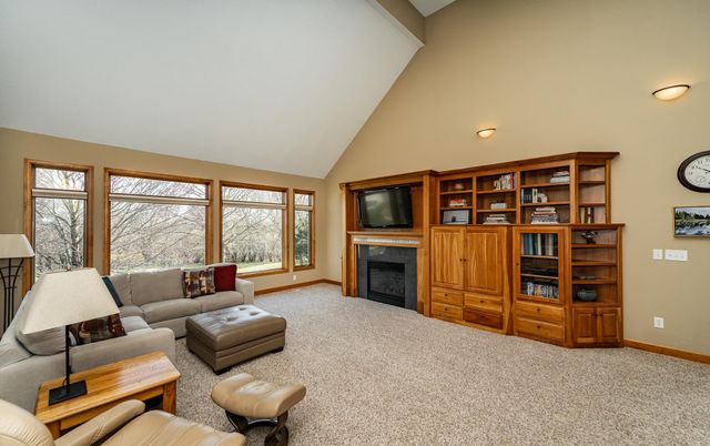 3130 Cassidy Drive NE, Rochester, MN 55906