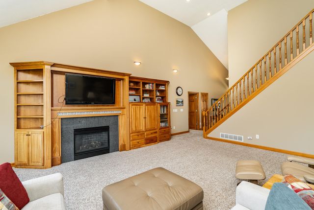 3130 Cassidy Drive NE, Rochester, MN 55906