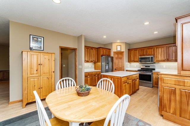 3130 Cassidy Drive NE, Rochester, MN 55906