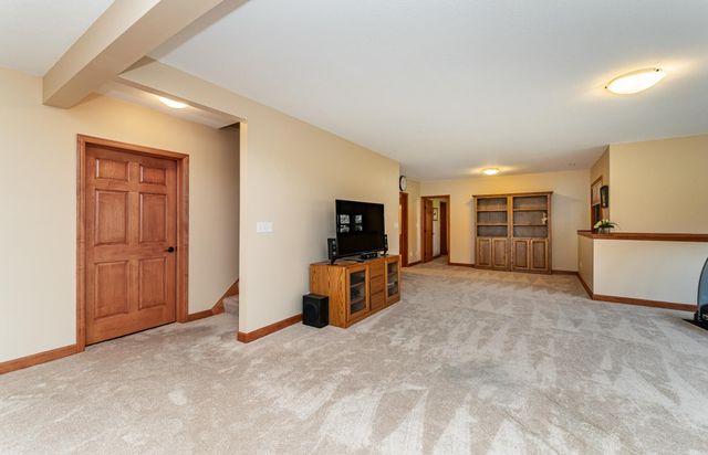 3130 Cassidy Drive NE, Rochester, MN 55906