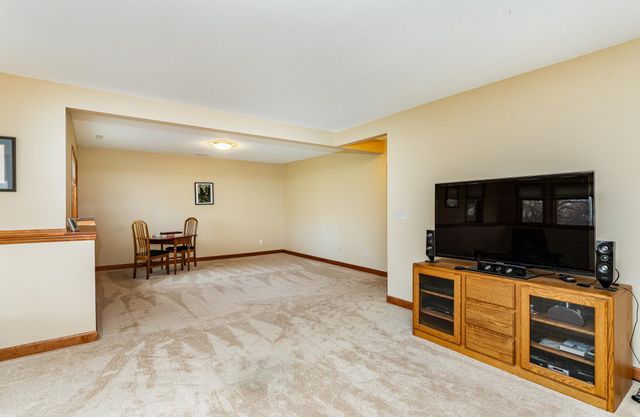 3130 Cassidy Drive NE, Rochester, MN 55906