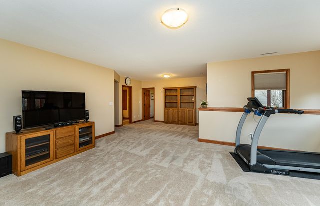 3130 Cassidy Drive NE, Rochester, MN 55906