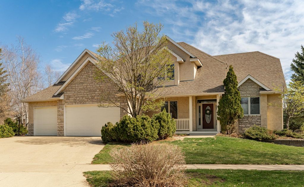 3130 Cassidy Drive NE, Rochester, MN 55906