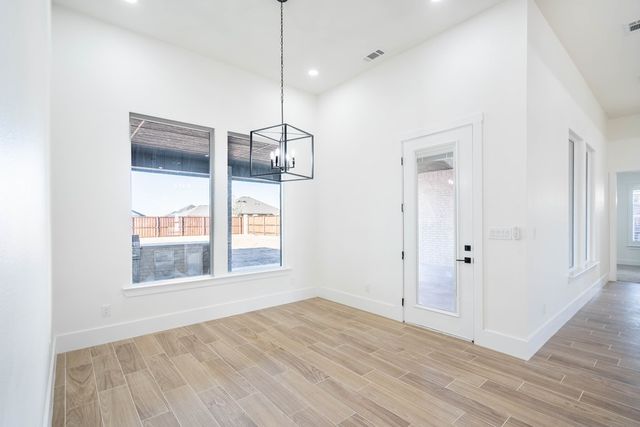 5617 E County Rd 94, Midland, TX 79706