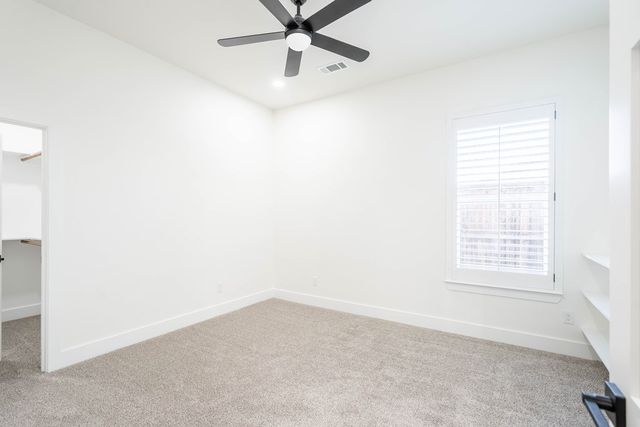 5617 E County Rd 94, Midland, TX 79706