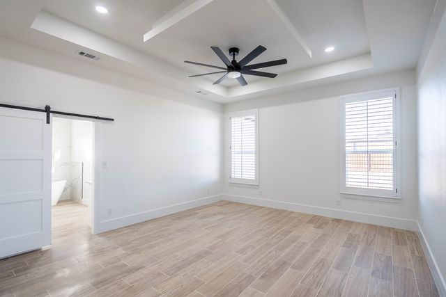 5617 E County Rd 94, Midland, TX 79706