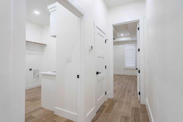 5617 E County Rd 94, Midland, TX 79706