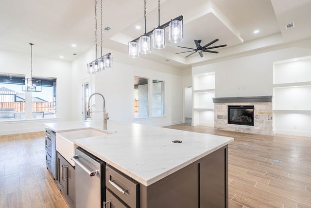 5617 E County Rd 94, Midland, TX 79706