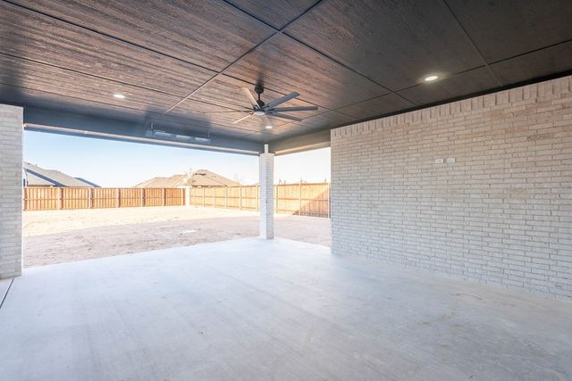 5617 E County Rd 94, Midland, TX 79706