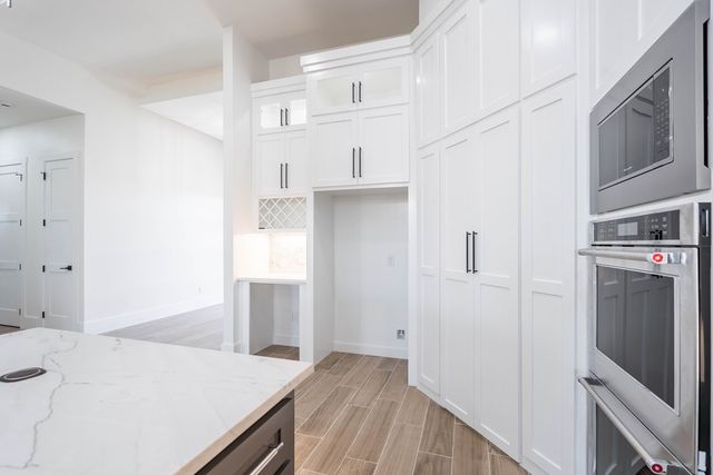 5617 E County Rd 94, Midland, TX 79706