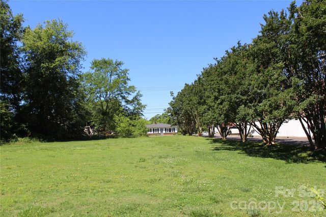617 US 221 Highway, Rutherfordton, NC 28139