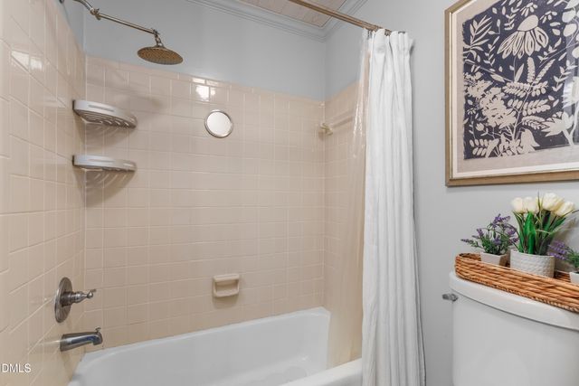 104 Lakewater Drive, Cary, NC 27511