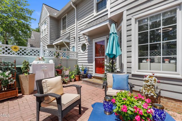 104 Lakewater Drive, Cary, NC 27511