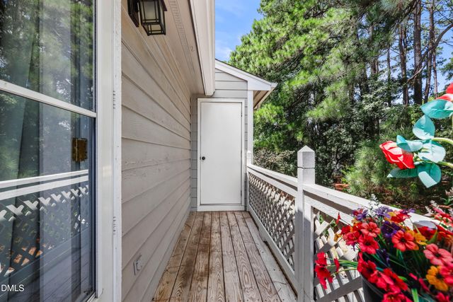104 Lakewater Drive, Cary, NC 27511