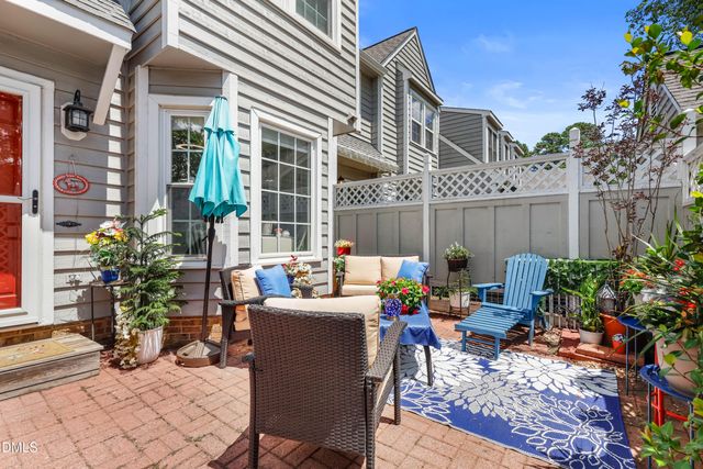 104 Lakewater Drive, Cary, NC 27511
