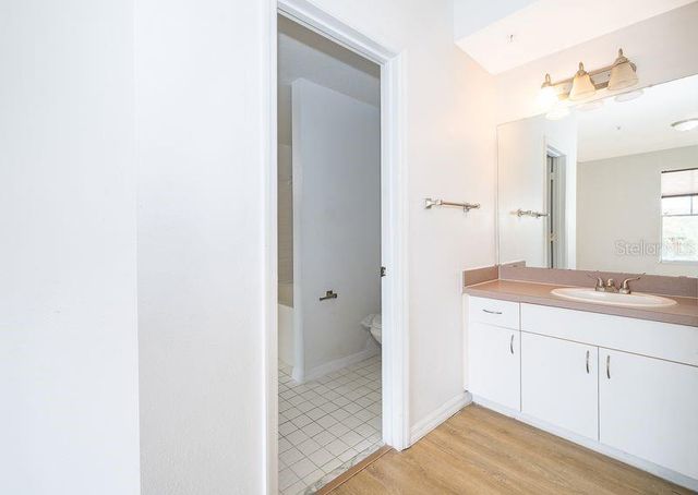 5548 METROWEST BOULEVARD 306, Orlando, FL 32811
