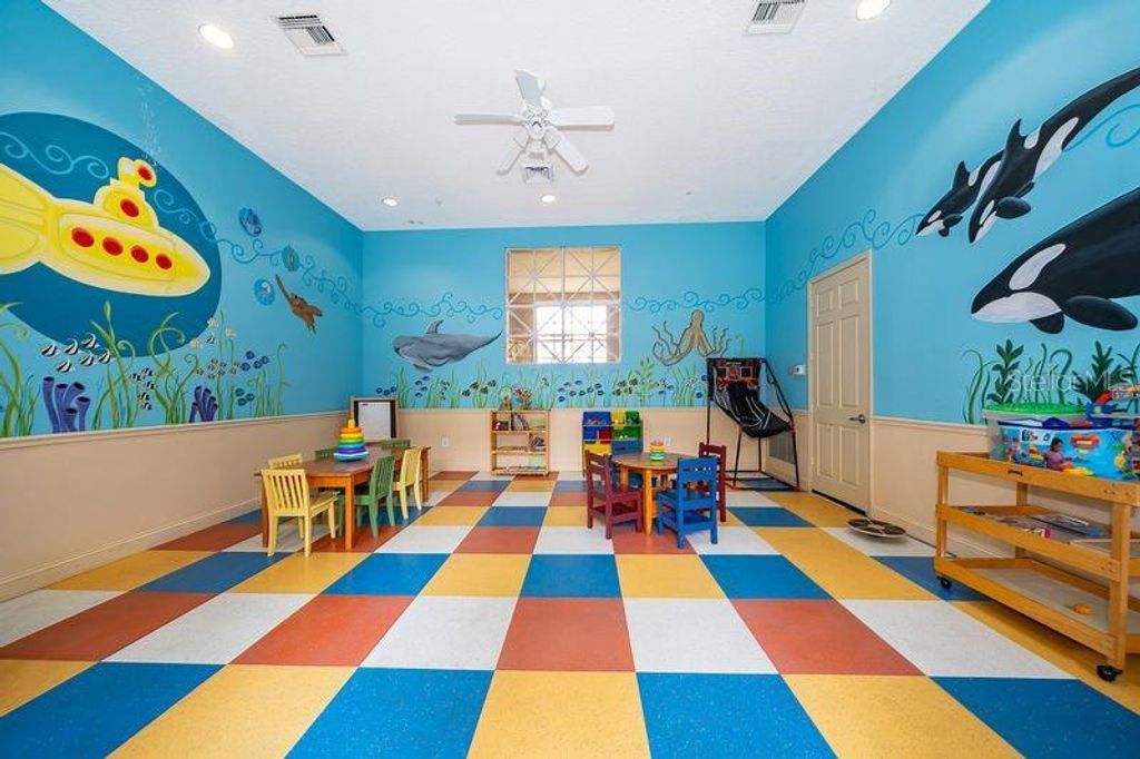 Image 23 of property listing at 5548 METROWEST BOULEVARD 306, Orlando, FL 32811
