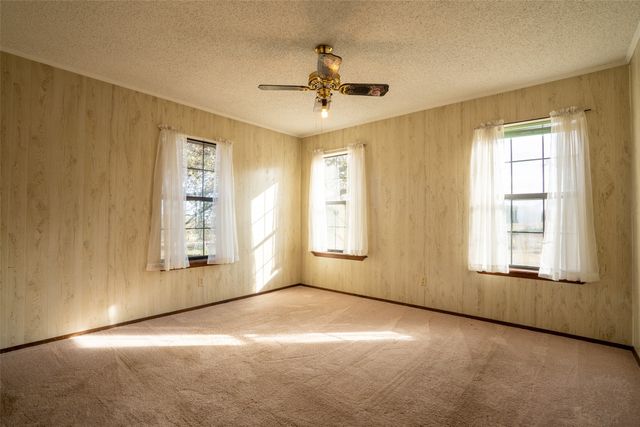 425 Private Road 816, Stephenville, TX 76401