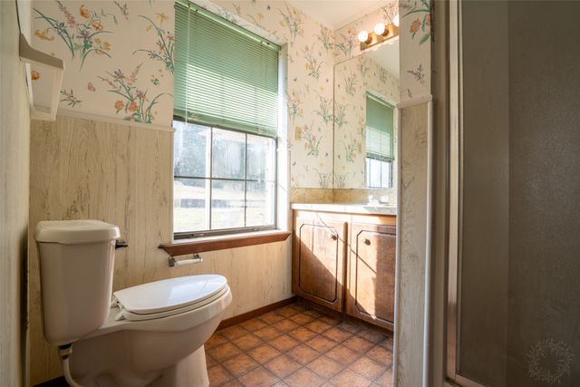 425 Private Road 816, Stephenville, TX 76401