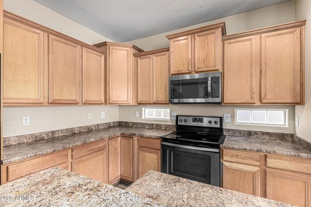 4812 W DUNBAR Drive, Laveen, AZ 85339