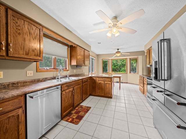 5405 Friendswood, Rockford, IL 61114