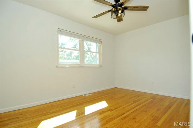4921 Brockwood Drive, St Louis, MO 63128