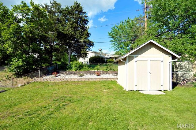 4921 Brockwood Drive, St Louis, MO 63128