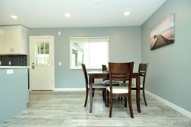 4921 Brockwood Drive, St Louis, MO 63128