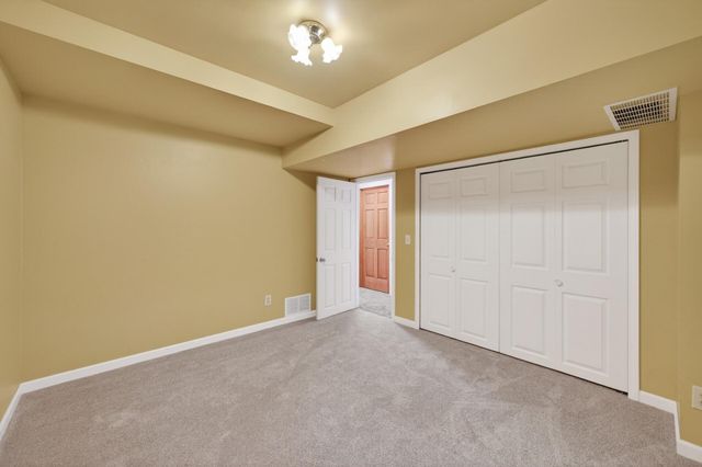 14283 Uplander Street NW, Andover, MN 55304
