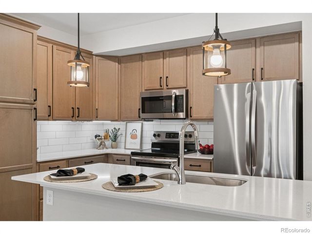 330 High Point Drive B105, Longmont, CO 80504