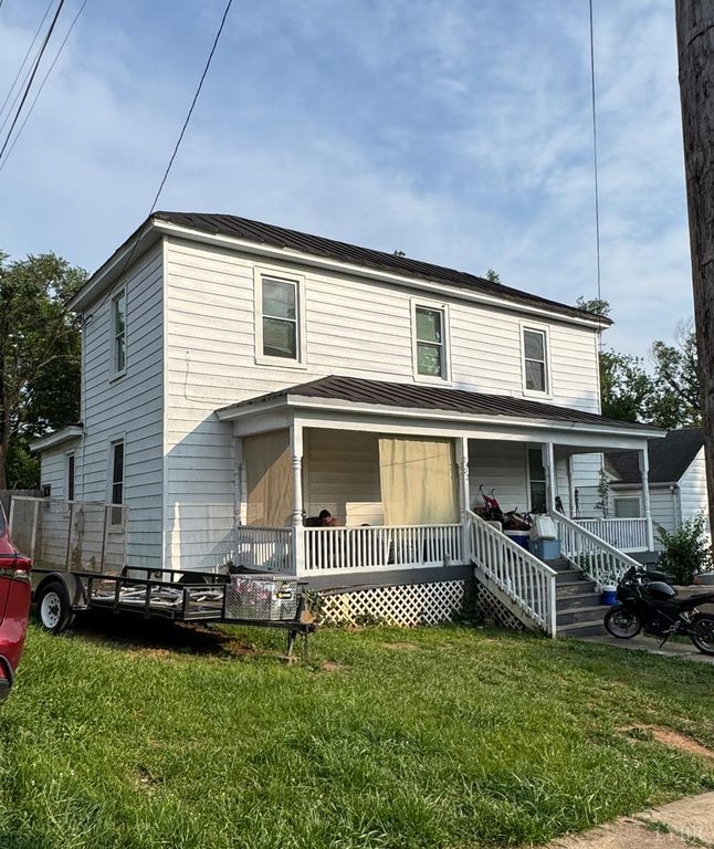 2402 Fairview Avenue, Lynchburg, VA 24501