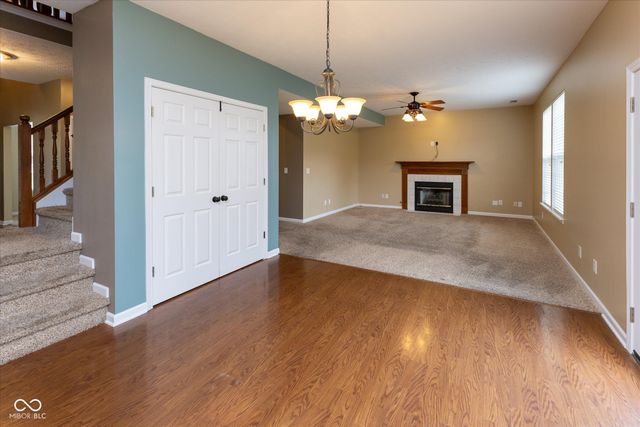 1127 Statesman Drive, Brownsburg, IN 46112