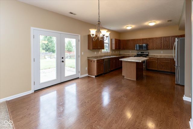 1127 Statesman Drive, Brownsburg, IN 46112