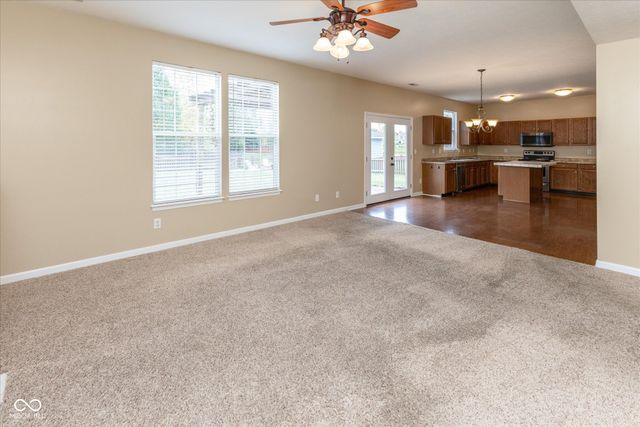 1127 Statesman Drive, Brownsburg, IN 46112