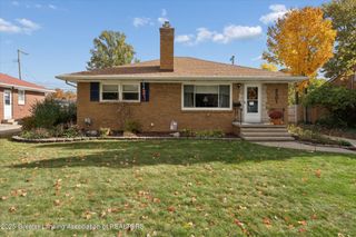 2201 Pamela Place, Lansing, MI 48911