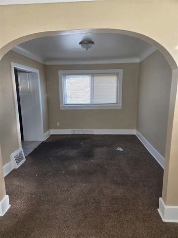 9124 Manor, Detroit, MI 48204
