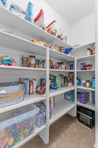 13101 S ROYLANCE DR, Draper, UT 84020