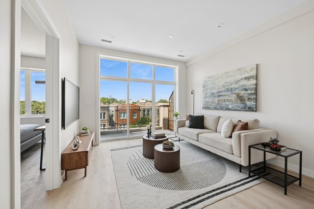 1355 N Western Avenue 2A, Chicago, IL 60622