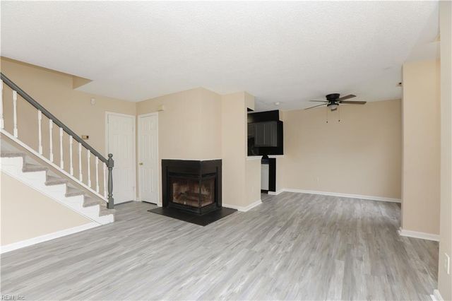 377 Lees Mill DR, Newport News, VA 23608