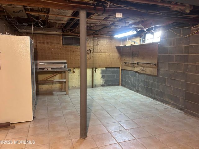 1 Andover Road, Old Bridge, NJ 08857