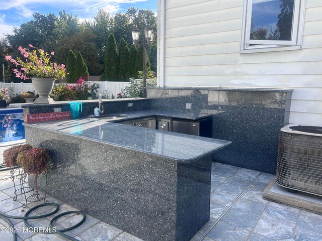 1 Andover Road, Old Bridge, NJ 08857