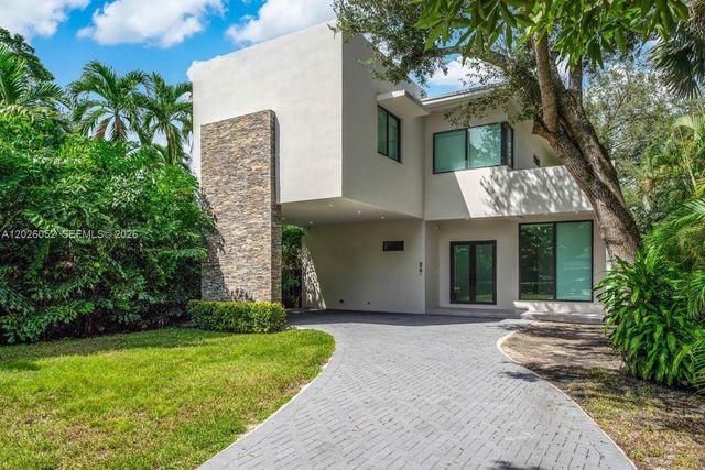 3741 Kumquat Ave, Miami, FL 33133