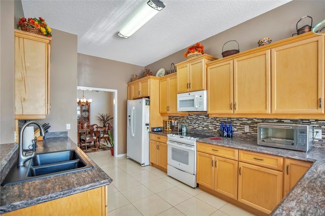 5 KING EDWARD DRIVE, Ormond Beach, FL 32174