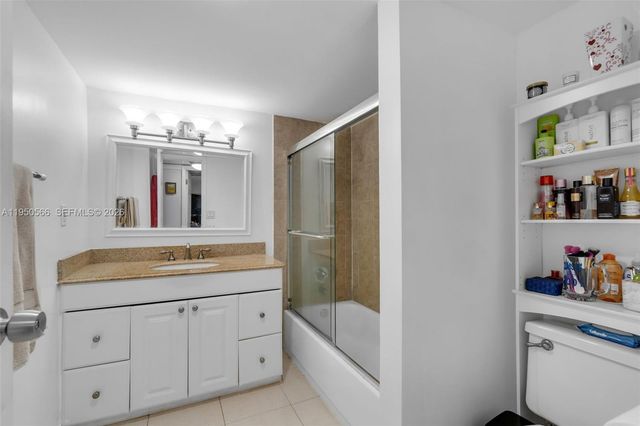 7080 Environ Blvd 226, Lauderhill, FL 33319