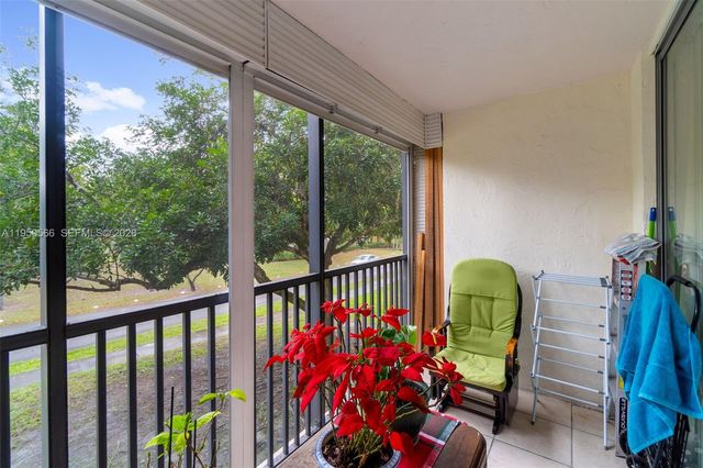 7080 Environ Blvd 226, Lauderhill, FL 33319