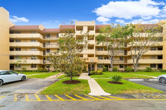 7080 Environ Blvd 226, Lauderhill, FL 33319