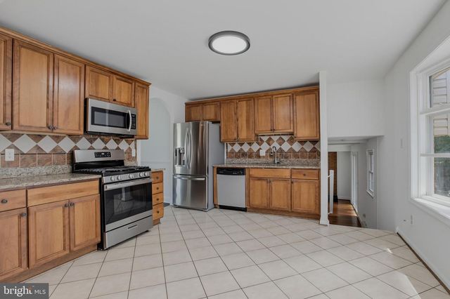 4700 BEL PRE RD, Rockville, MD 20853